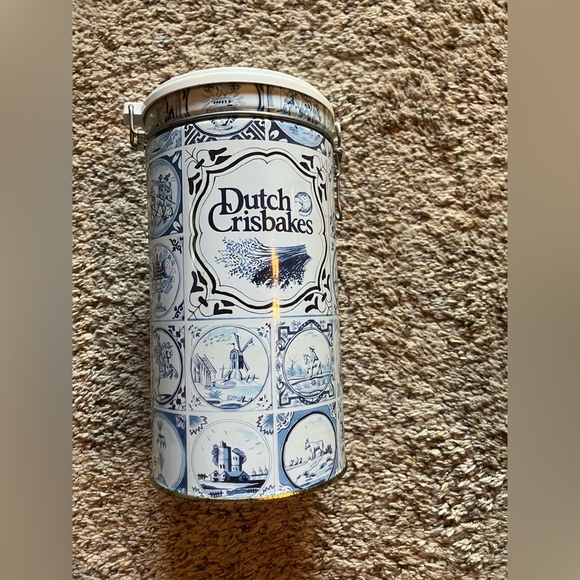 Vintage Dutch Biscuit Container Tin - Picture 1 of 3